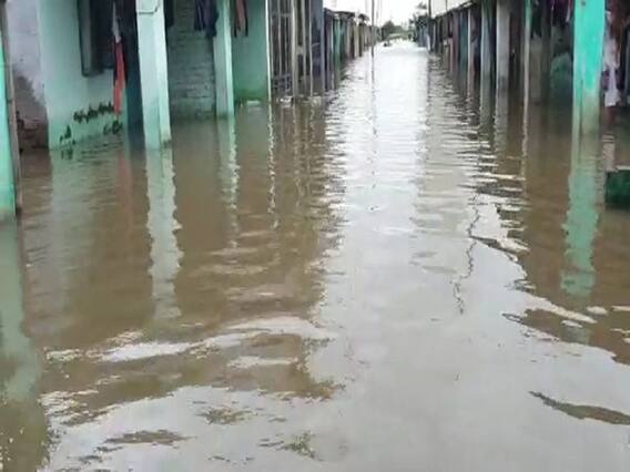 સુરતના ઓલપાડ તાલુકામાં વરસ્યો ધોધમાર વરસાદ, સાયણ ગામમાં ભરાયા પાણી
