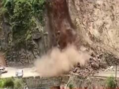 Uttarakhand: Landslide wreak havoc in Badrinath | Viral Express