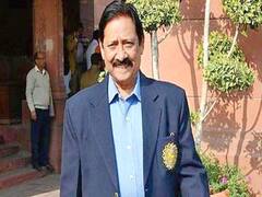 Chetan Chauhan के निधन पर PM Narendra Modi ने किया Tweet 