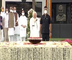 Atal Bihari Vajpayee Death Anniversary | पंतप्रधान नरेंद्र मोदी यांच्याकडून वाजपेयांनी श्रद्धांजली