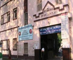 এক টাকার বিনিময়ে কলেজে ভর্তির সুযোগ নৈহাটির ঋষি বঙ্কিমচন্দ্র কলেজে