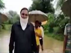 પાટણ: વરસાદી પાણી ભરાતા મોટારામણદાના લોકો મુશ્કેલીમાં મુકાયા, જુઓ વીડિયો 