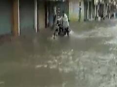  મોરબીમાં જળબંબાકારની સ્થિતિ સર્જાતા જનજીવન અસ્તવ્યસ્ત,અનેક ગામડાઓ થયા સંપર્ક વિહોણા