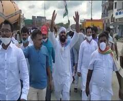 Minister Nitin Raut | मंत्री नितीन राऊत यूपी पोलिसांकडून नजरकैदेत, समर्थकांसह सीमेवर ठिय्या