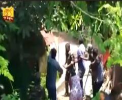 করোনাতে মৃতের দেহ সৎকার ঘিরে আরামবাগে ধুন্ধুমার, তৃণমূলের গোষ্ঠী সংঘর্ষে ক্যানিংয়ে বোমাবাজি, সঙ্গে আরও খবর 'এক ঝলকে'