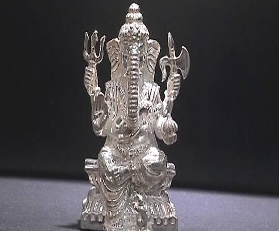 Nashik Silver Bappa | लालबागचा राजा, दगडूशेठ गणपती, नाशिकचा राजा; विविध रुपातील चांदीचे बाप्पा
