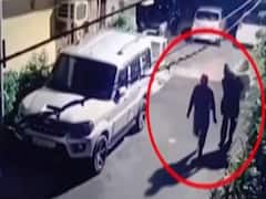 Noida के एक मंदिर से 11 लाख के चांदी के जेवर चोरी 