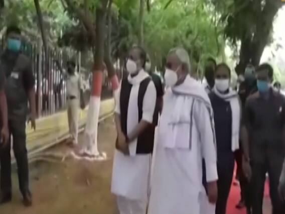 Election Commission ने चुनाव को लेकर जारी की गाइडलाइन, ऑनलाइन होगा प्रत्याशियों का नामांकन