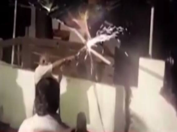 Bandra Building Collapse: हादसे में दबे सभी लोगों को निकाला गया, दो की हालत गंभीर