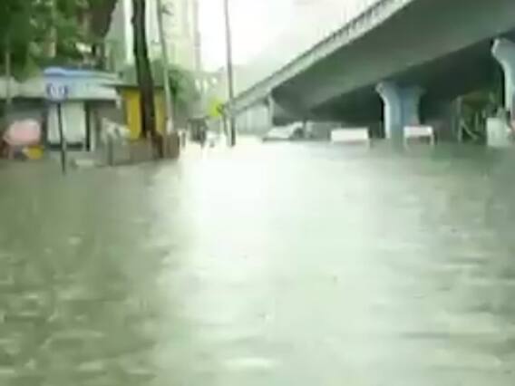 ભારે વરસાદથી મુંબઇના હિંદમાતા વિસ્તારમાં પાણી ભરાયા, જુઓ વીડિયો