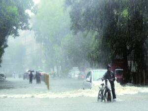 Mumbai comes to standstill post heavy rainfall | Namaste Bharat (06.08.2020)