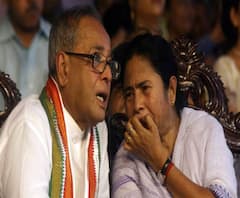 'ব্যক্তিগতভাবে প্রণববাবু আমাকে অত্যন্ত স্নেহ করতেন, মূল্যবান উপদেশ পেয়েছি' ট্যুইটে শোকপ্রকাশ মুখ্যমন্ত্রীর