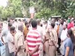 शराब के विरोध प्रदर्शन की ये दो कहानी देखिए