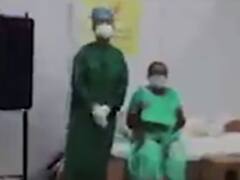 સુરતઃ અટલ સંવેદના કોવિડ કેર સેન્ટરમાં વડાપ્રધાન મોદી માટે રાખડી બનાવી