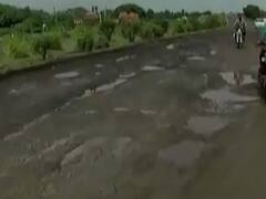 જૂનાગઢ-સોમનાથ હાઇવે પર ઠેર-ઠેર પડ્યા ખાડા, જુઓ વીડિયો 