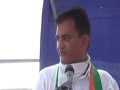 કોગ્રેસના સંમેલનમાં વિપક્ષ નેતા ધાનાણીએ કહ્યુ-જનતાને ગાંડો ઉમેદવાર ચાલશે પણ ગદ્દાર નહીં