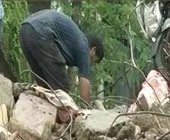 Mahad tragedy | स्पेशल रिपोर्ट | महाड दुर्घटनेत आयुष्यभराची कमाई गेलेल्या कुटुंबाची कहाणी