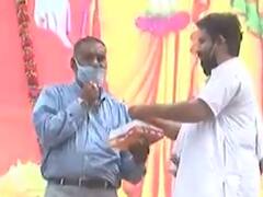 વડોદરામાં રામ મંદિરના ભૂમિપૂજનની કરાઇ ઉજવણી, 20 ફૂટની ખુરશી પર ભગવાન રામને કર્યા બિરાજમાન 