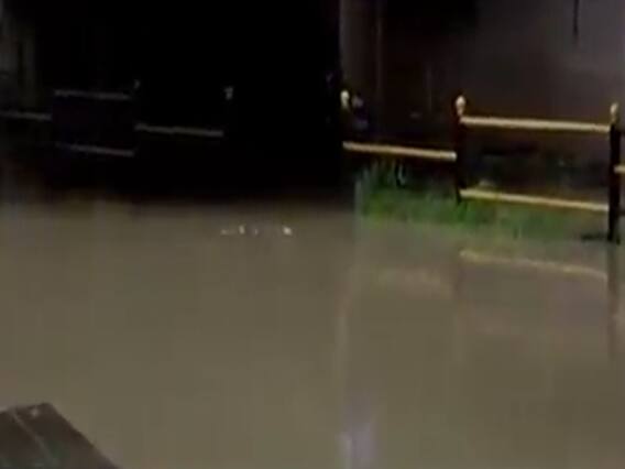 સુરતમાં ધોધમાર વરસાદ વરસતા નવી સિવિલ હોસ્પિટલમાં ભરાયા પાણી, જુઓ વીડિયો 