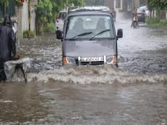 Gujarat, MP, Rajasthan deal with flooded-streets post rain