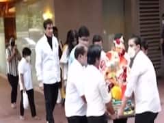 Ekta Kapoor bids adieu to Ganesha in presence of all 'naagins'