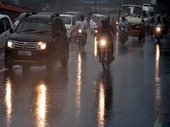 Weather Updates: Rainfall in Delhi, MP, UP & Karnataka creates trouble 