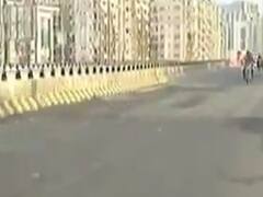  અમદાવાદઃ શિવરંજની ચાર રસ્તા પર આવેલા બ્રિજ પર થીંગડા મારવાનો પ્રયાસ 