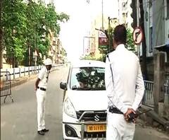 লকডাউন: সল্টলেকে বনধের ছবি, গার্ডেনরিচে বিনা মাস্কে রাস্তায় লোকজন