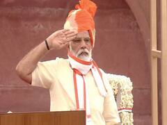 I-Day 2020: PM Modi receives 'Guard of Honor' at Red Fort | Super 40