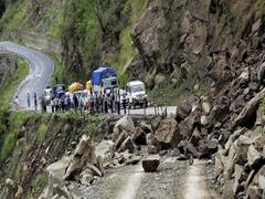 उत्तराखंड में कई जगह लैंडस्लाइड, 28 अगस्त तक भारी बारिश का अलर्ट । Top 50 (25.08.2020)