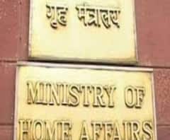 ২১ সেপ্টেম্বর থেকে রাজনৈতিক কর্মসূচিতে সর্বোচ্চ ১০০ জনের জমায়েতের অনুমতি কেন্দ্রীয় স্বরাষ্ট্রমন্ত্রকের, শুরু রাজনৈতিক তরজা