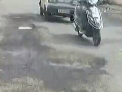 અમદાવાદ: રાણીપ અને વાડજમાં ઉબડ-ખાબડ રસ્તાથી વાહન ચાલકો પરેશાન 