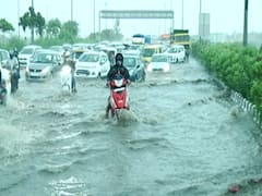 Heavy water-logging witnessed at Delhi's outer ring road