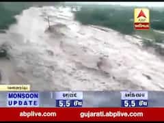 બનાસકાંઠાના ધાનેરાની રેલ નદીમાં પાણીની આવક વધી, લોકોને નદી કાંઠે ન જવા અપીલ