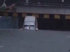 મુંબઇમાં ધોધમાર વરસાદ, થાણે, બોરવલી, કાંદીવલી સહિતના વિસ્તારોમાં ભરાયા પાણી