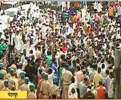 Pandharpur Protest | मंदिरं खुली करण्यासाठी आंदोलन पण विनामास्क फिरत गर्दी करून नियमांचे तीनतेरा