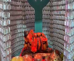 Bappa Majha 2020 | गणेश देखाव्यासाठी 2500 बाटल्यांचा वापर