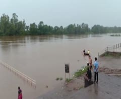 Sangli-Kolhapur Flood Situation | कोल्हापूर-सांगलीला पुराचा धोका; नदीकाठच्या लोकांचं स्थलांतर सुरु