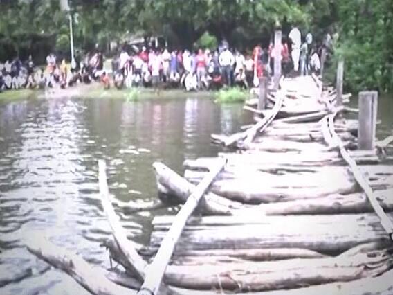 Unnao: Woman dies due to broken wooden bridge | Ghanti Bajao Full (22.08.2020)