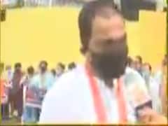 કોરોનાના કારણે NEET-JEE પરીક્ષા મોકૂફ રાખવાની માંગ સાથે વડોદરામાં કોગ્રેસનો વિરોધ