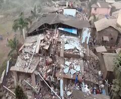 Raigad Building Collapsed | रायगडच्या महाडमध्ये 8 ते 10 वर्षे जुनी इमारत कोसळली, 70-80 जण ढिगाऱ्याखाली अडकल्याची भीती