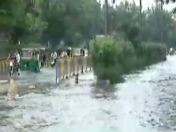 સુરતમાં હજી નથી ઓસર્યા ખાડી પૂરના પાણી, જુઓ વીડિયો