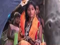 Bihar: कैमरे के सामने फूट-फूटकर रोने लगे बाढ़ पीड़ित, नहीं मिल रही कोई मदद, अब तो जागो नीतीश सरकार