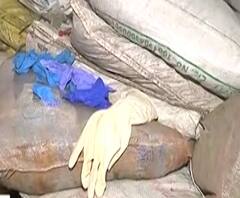 Used Handgloves selling | औरंगाबाद आणि भिवंडीमध्ये मध्ये वापरलेल्या हॅन्डग्लोव्हजचा मोठा साठा जप्त