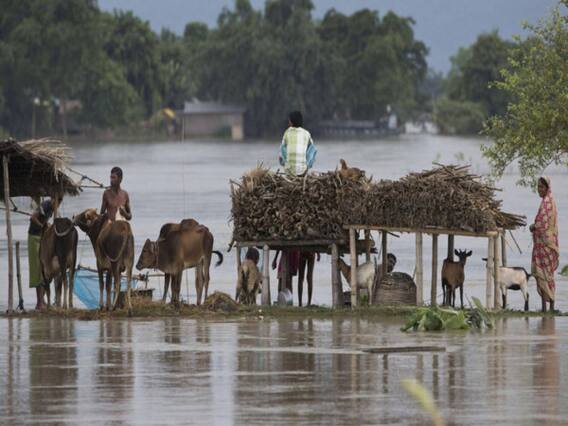 Govt turns deaf ear to flood-hit victims of Bihar | Bharat Ki Baat