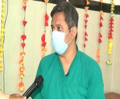 WEB EXCLUSIVE | 150हून अधिक रूग्णांवर उपचार करताना कोविड पाॅझिटिव्ह झालेले डाॅक्टर संगमेश चवंडा