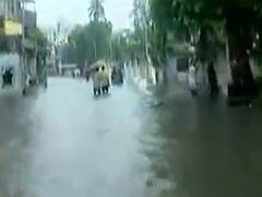 સુરતમાં ખાડી ઓવરફ્લો થતા પરિસ્થિતિ વણસી,લીંબાયત ઝોનના મોડલ ટાઉન વિસ્તારમાં ભરાયા પાણી