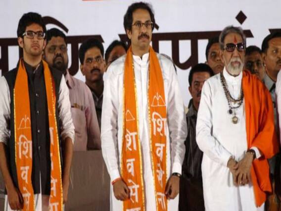 Supreme Court के आदेश के बाद क्या होगा अब Uddhav Thackeray की सरकार का?