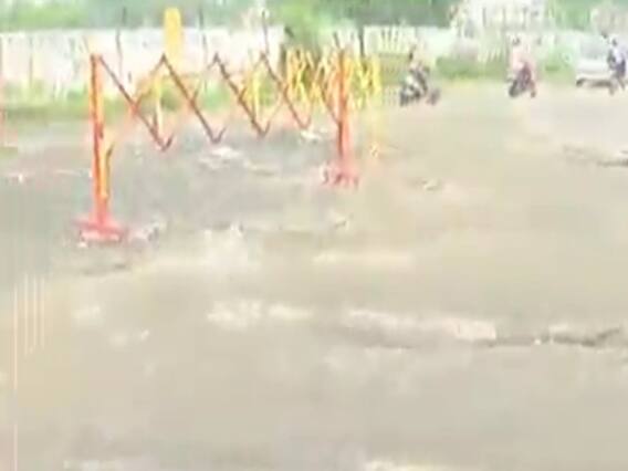 વડોદરા શહેરમાં વિકાસ ખાડામાં જતા વાહનો ખખડ્યા, જુઓ વીડિયો