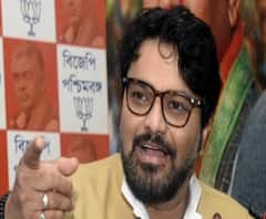 সম্প্রতি অমিত শাহের সংস্পর্শে আসায় কোয়ারেন্টিনে থাকছেন বাবুল সুপ্রিয়